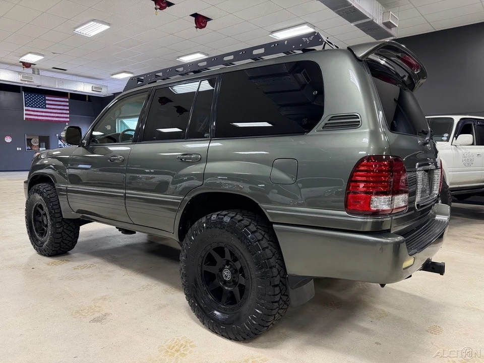 2007 Lexus LX 2nd Gen - Image 6 of 12