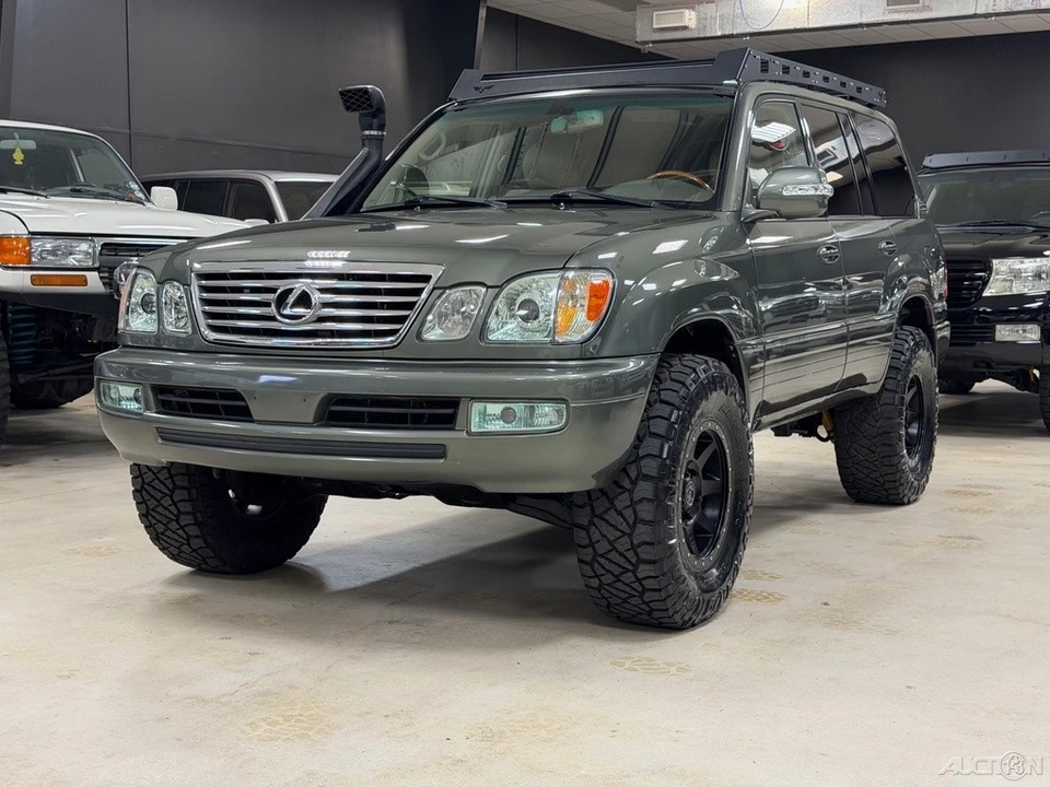 2007 Lexus LX 2nd Gen - Image 4 of 12