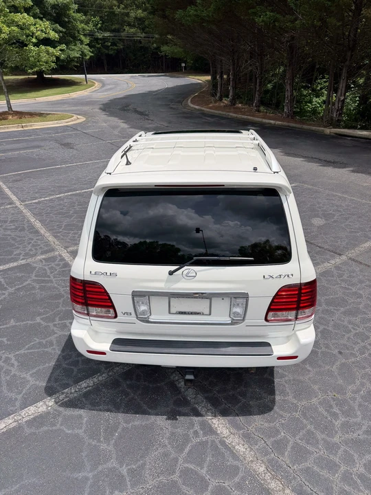 2007 Lexus LX 2nd Gen - Image 9 of 31
