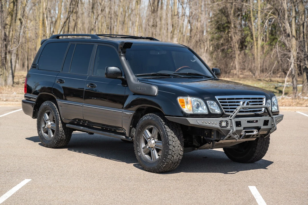 2007 Lexus LX 2nd Gen - Image 8 of 31