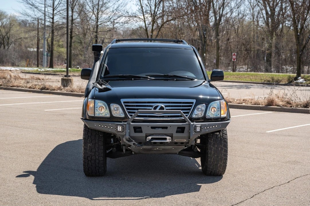 2007 Lexus LX 2nd Gen - Image 9 of 31