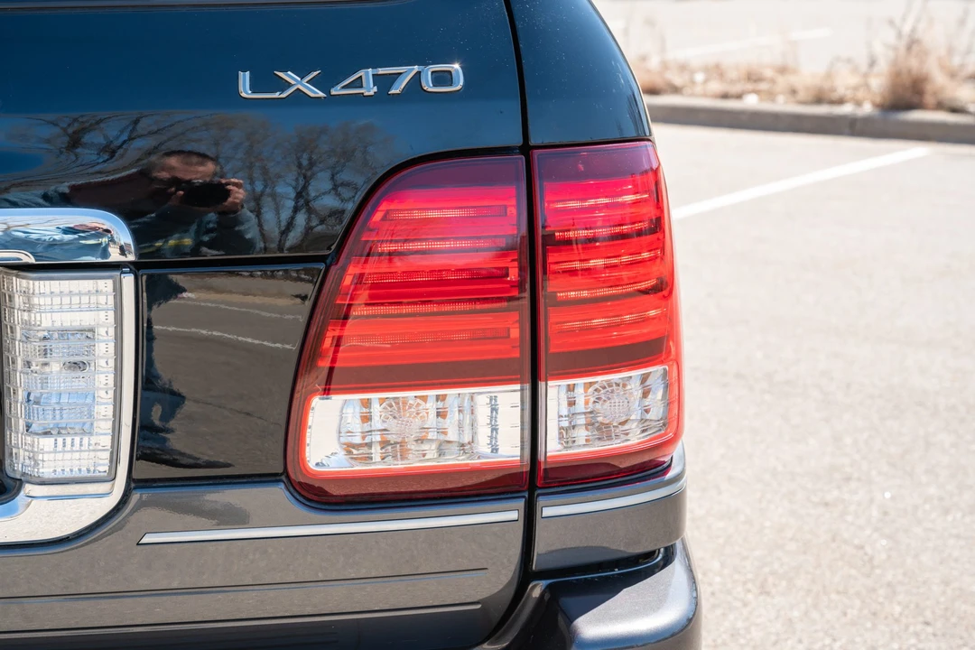 2007 Lexus LX 2nd Gen - Image 25 of 31