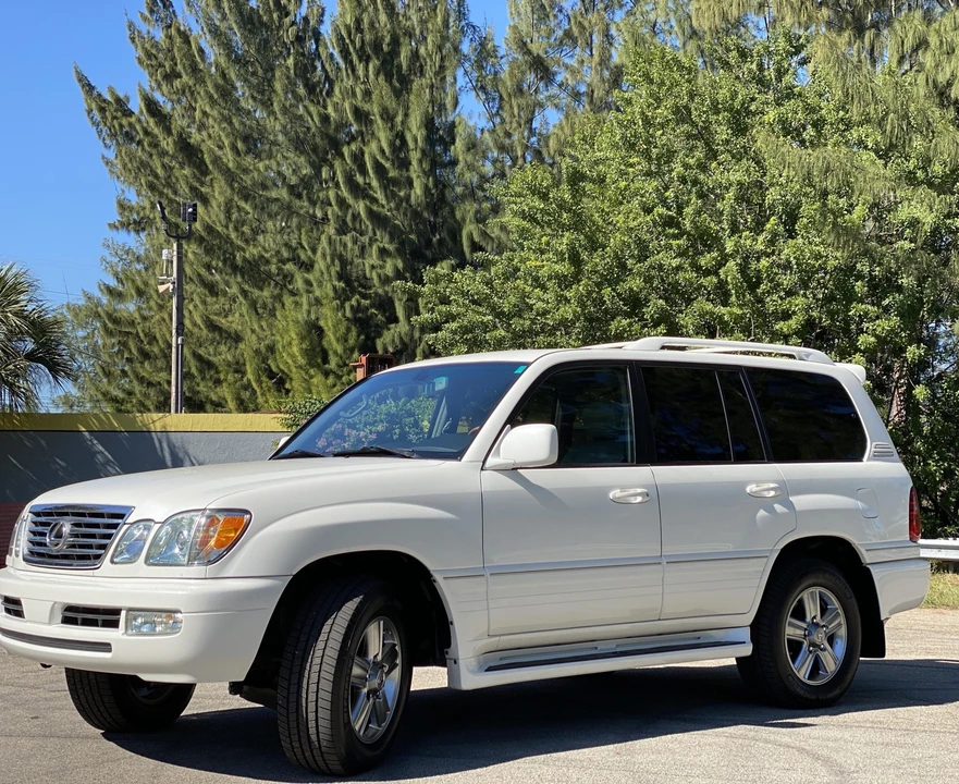 2007 Lexus LX 2nd Gen - Image 7 of 31