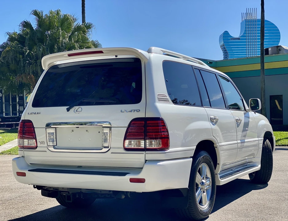 2007 Lexus LX 2nd Gen - Image 19 of 31