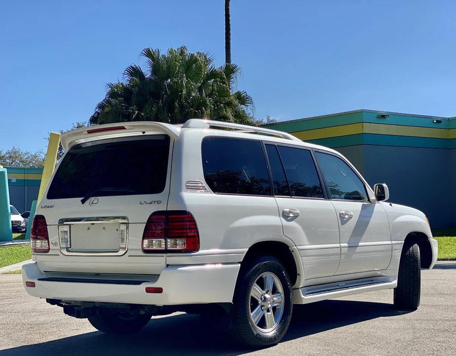 2007 Lexus LX 2nd Gen - Image 22 of 31