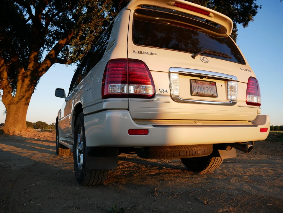 2007 Lexus LX 2nd Gen - Image 27 of 31