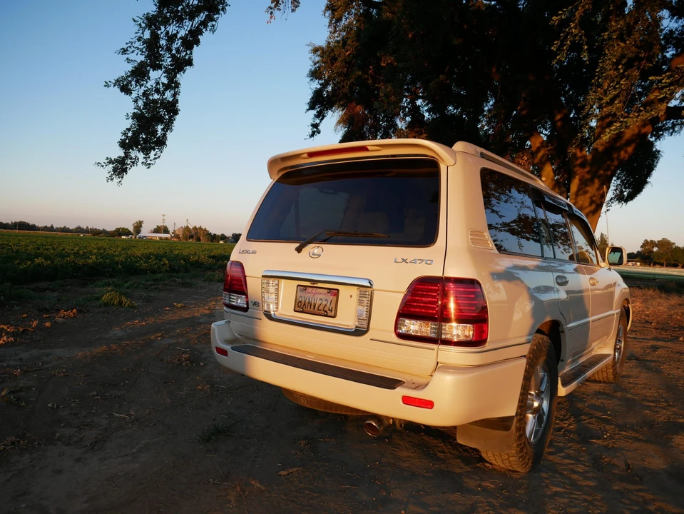 2007 Lexus LX 2nd Gen - Image 30 of 31