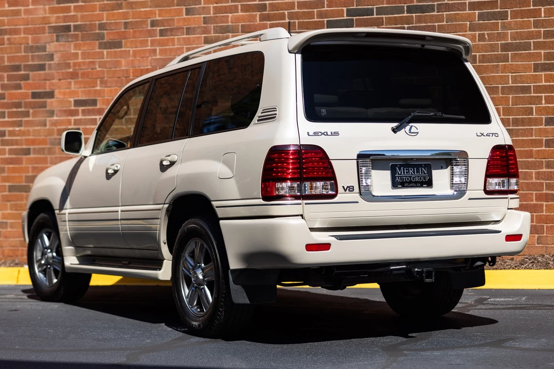 2007 Lexus LX 2nd Gen - Image 9 of 31