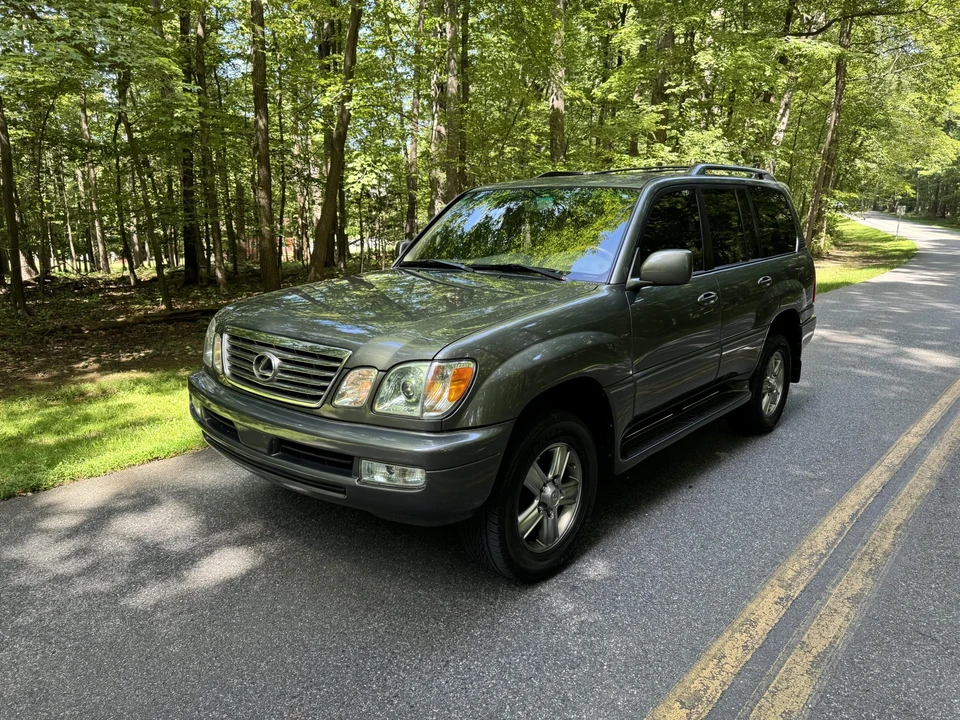 2007 Lexus LX 2nd Gen - Image 20 of 31