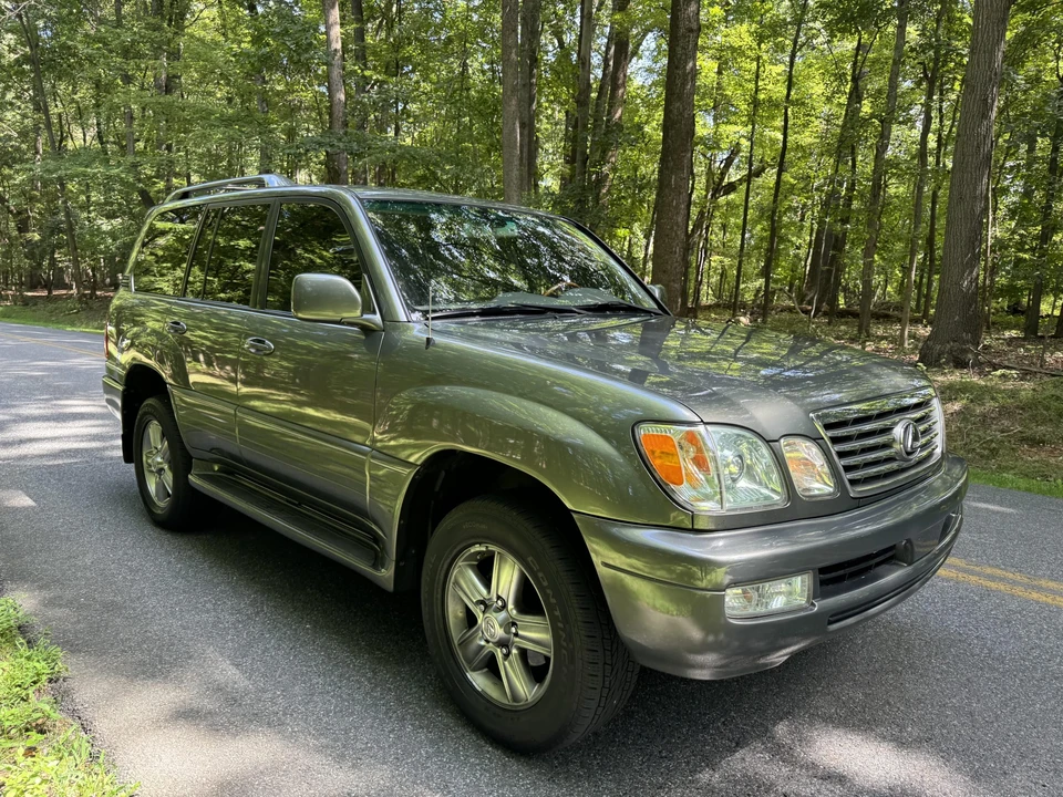 2007 Lexus LX 2nd Gen - Image 31 of 31