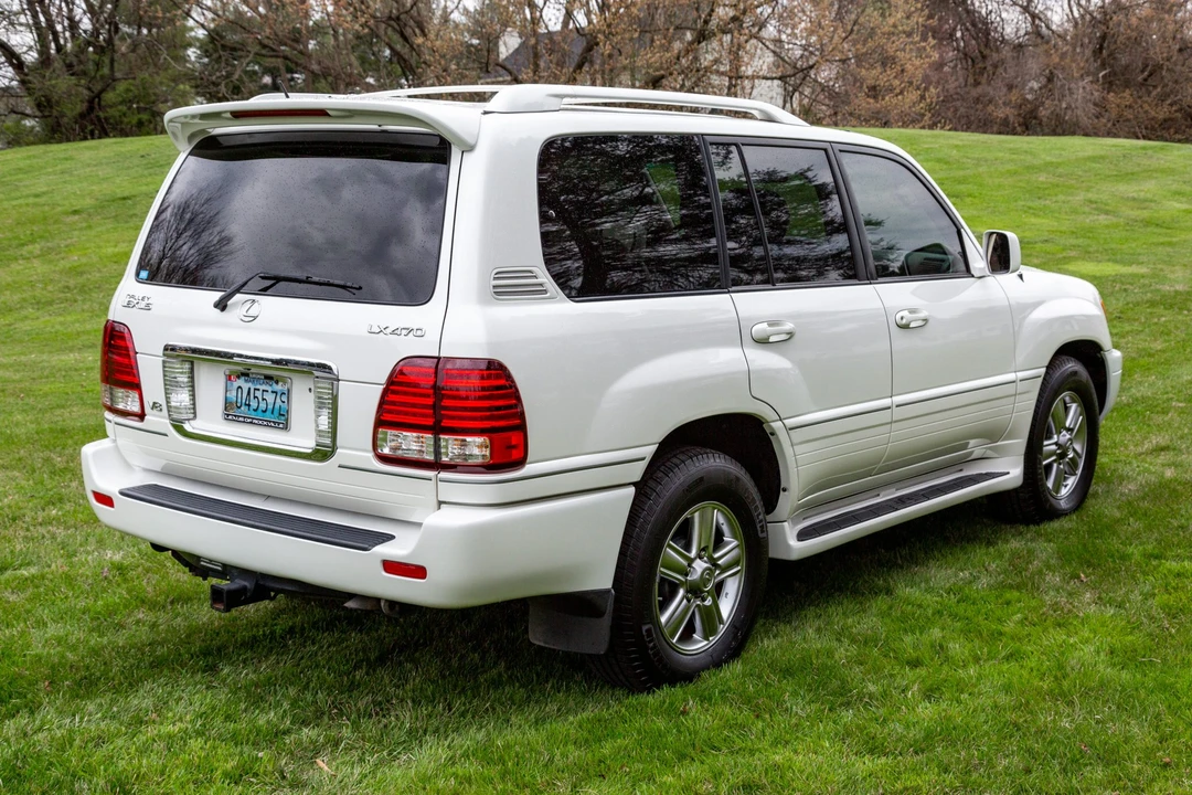 2007 Lexus LX 2nd Gen - Image 6 of 31