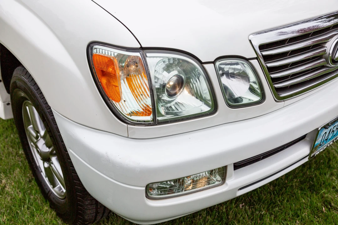 2007 Lexus LX 2nd Gen - Image 15 of 31