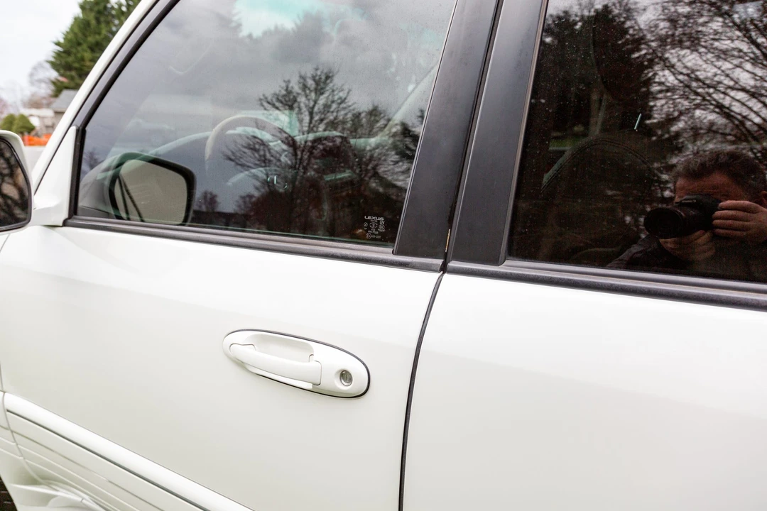 2007 Lexus LX 2nd Gen - Image 23 of 31