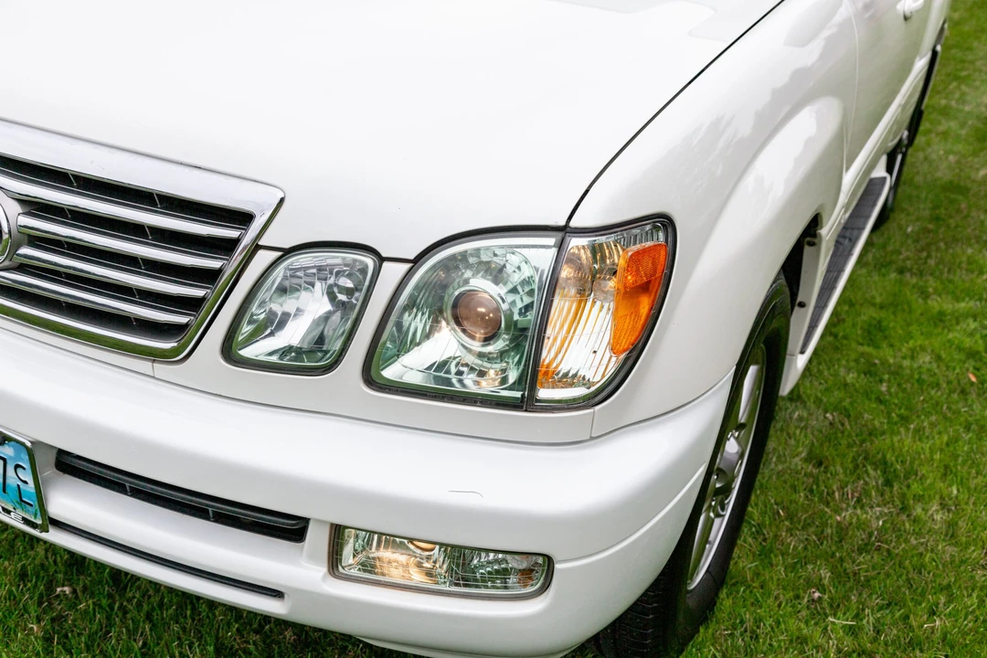 2007 Lexus LX 2nd Gen - Image 13 of 31