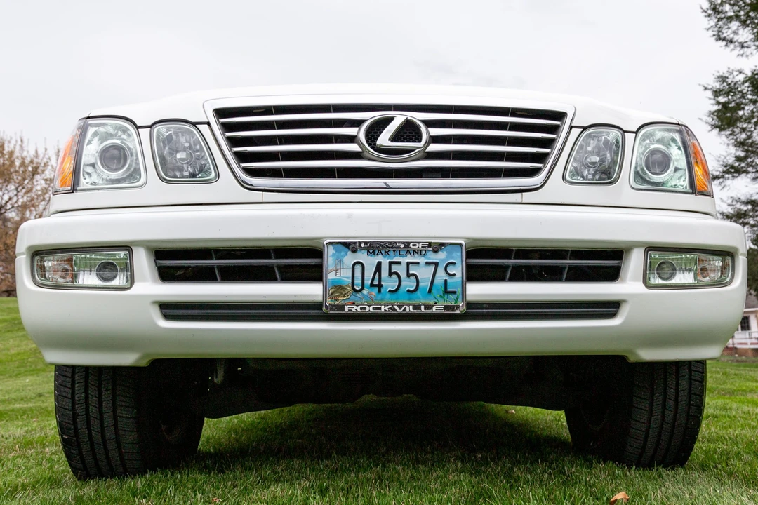 2007 Lexus LX 2nd Gen - Image 11 of 31