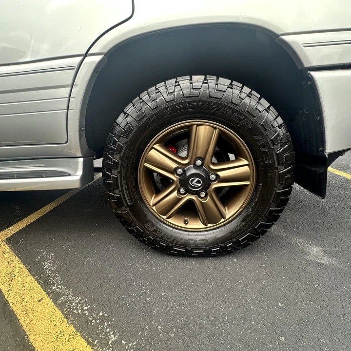 2007 Lexus LX 2nd Gen - Image 17 of 31