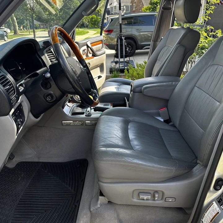 2007 Lexus LX 2nd Gen - Image 22 of 31