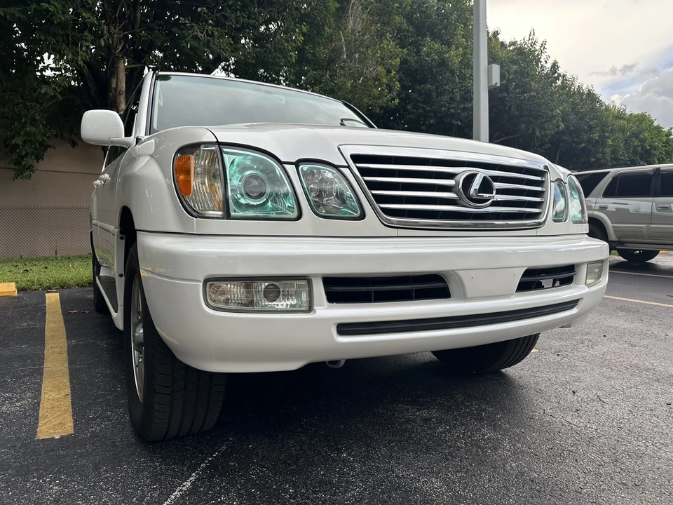 2007 Lexus LX 2nd Gen - Image 27 of 31