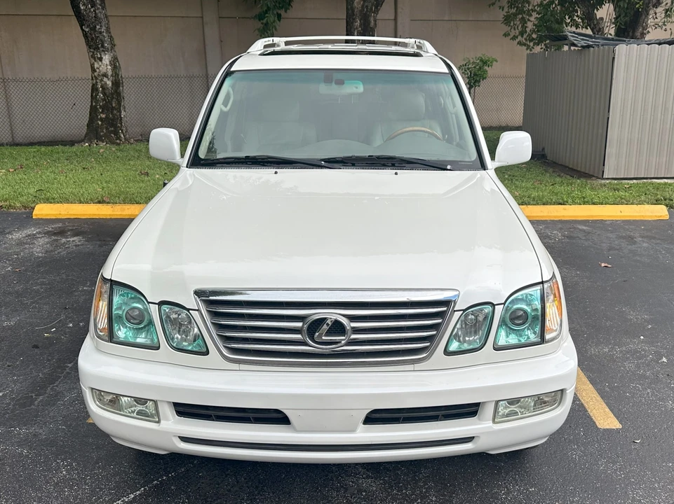 2007 Lexus LX 2nd Gen - Image 30 of 31