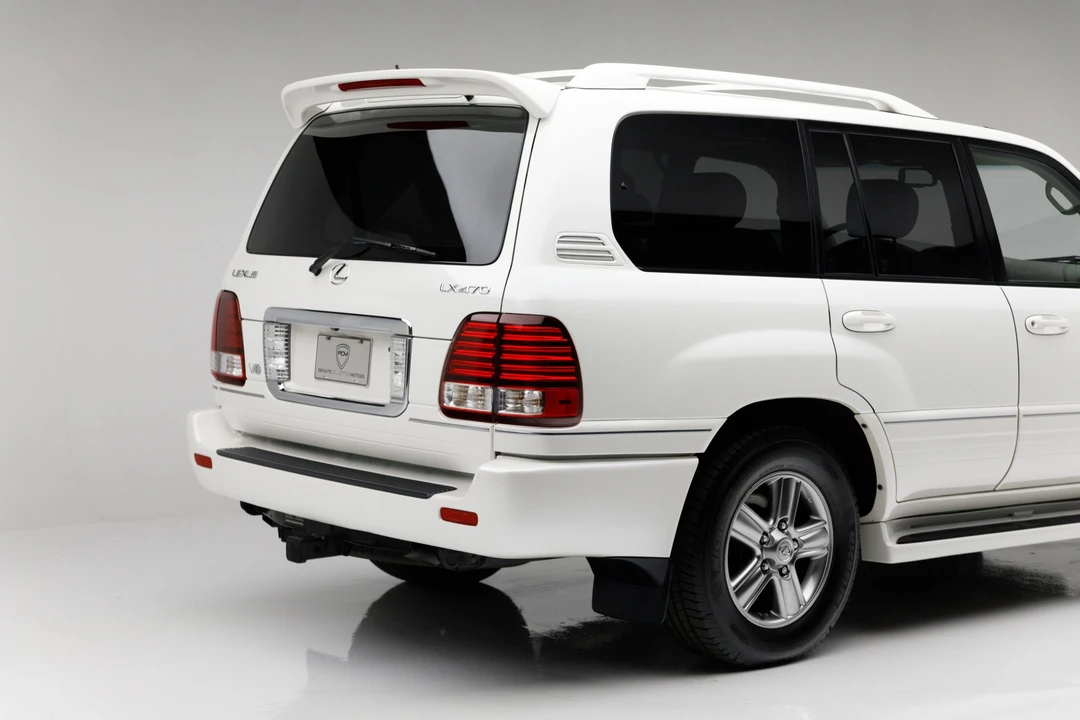 2007 Lexus LX 2nd Gen - Image 17 of 31