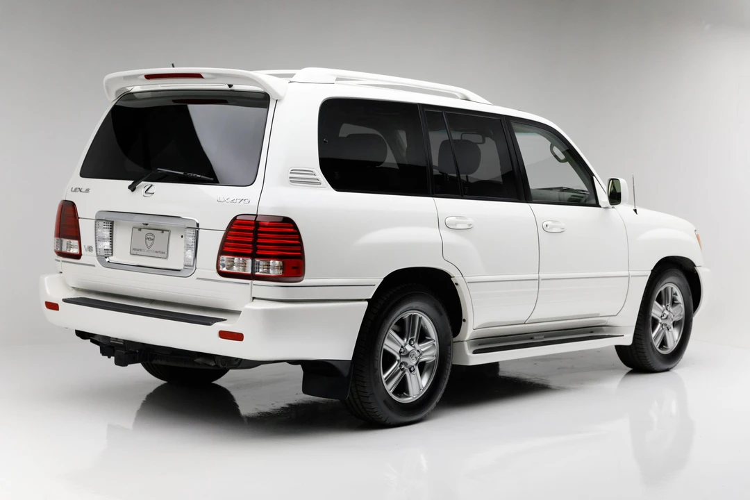 2007 Lexus LX 2nd Gen - Image 6 of 31