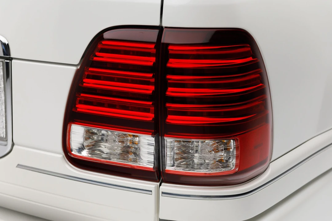 2007 Lexus LX 2nd Gen - Image 26 of 31