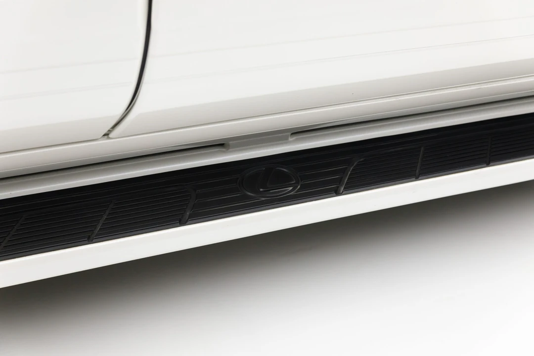 2007 Lexus LX 2nd Gen - Image 28 of 31