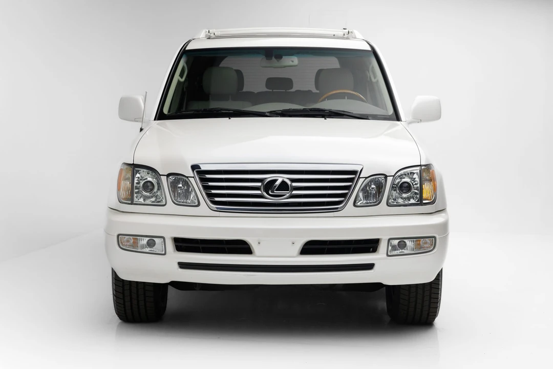 2007 Lexus LX 2nd Gen - Image 9 of 31
