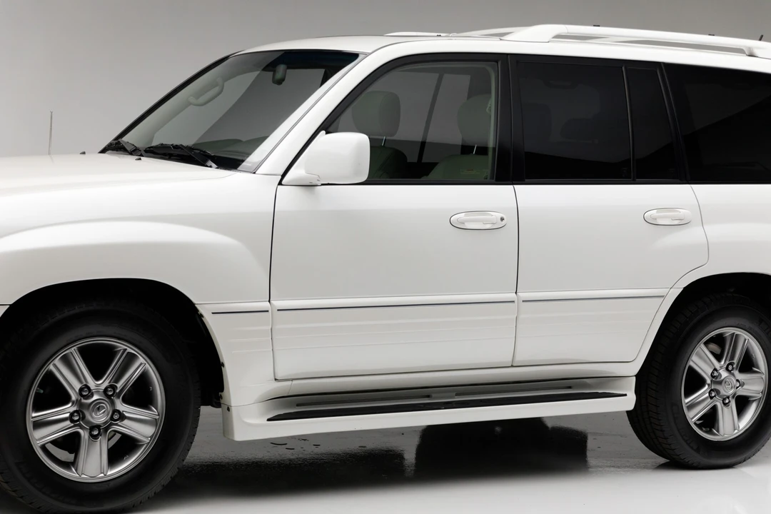 2007 Lexus LX 2nd Gen - Image 13 of 31