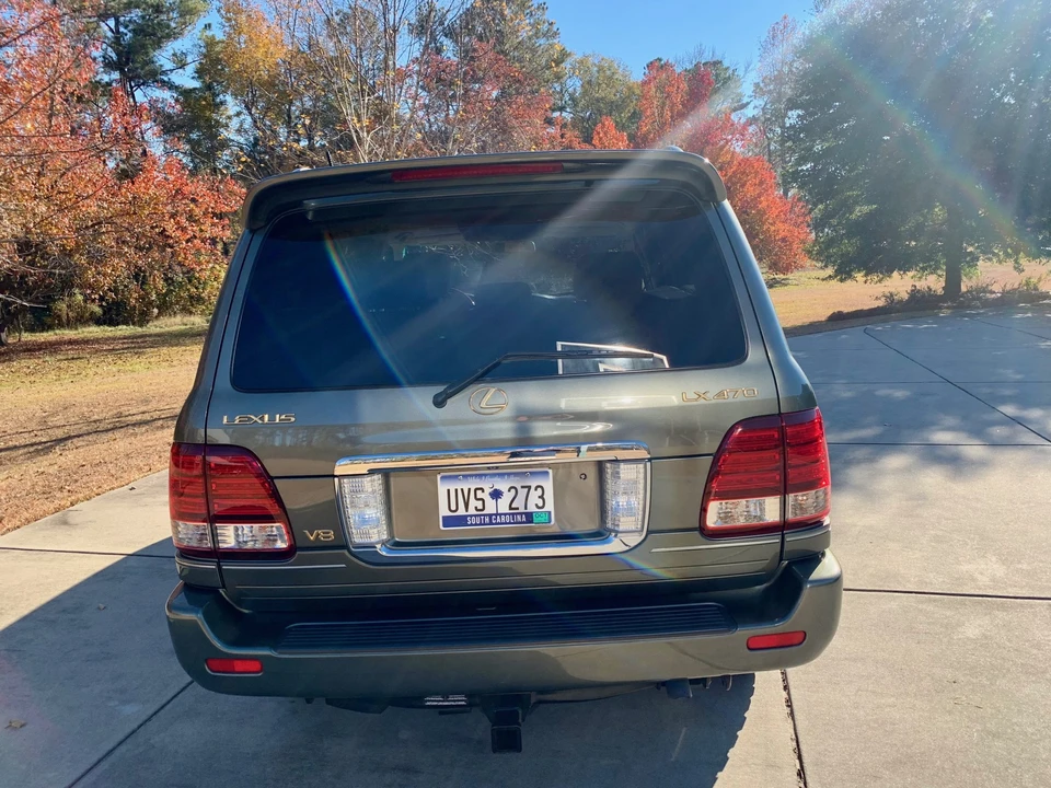 2007 Lexus LX 2nd Gen - Image 6 of 31