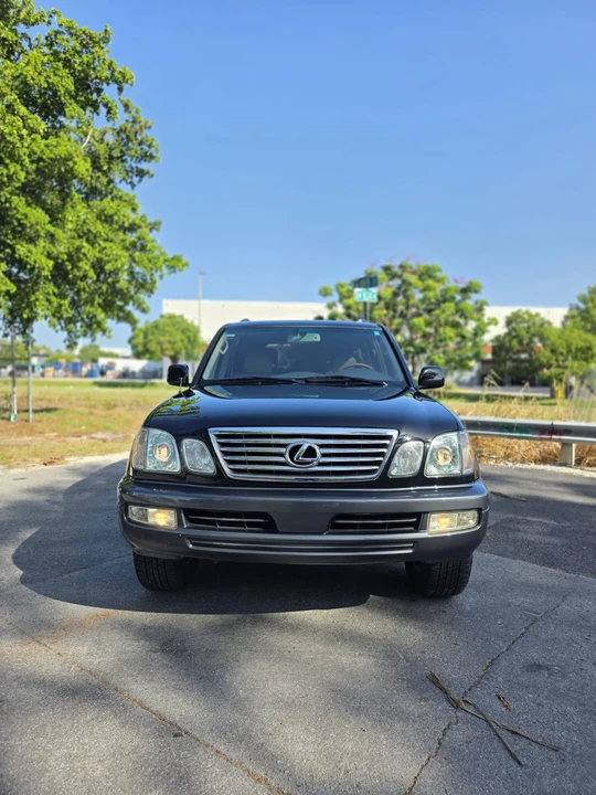 2007 Lexus LX 2nd Gen - Image 5 of 31