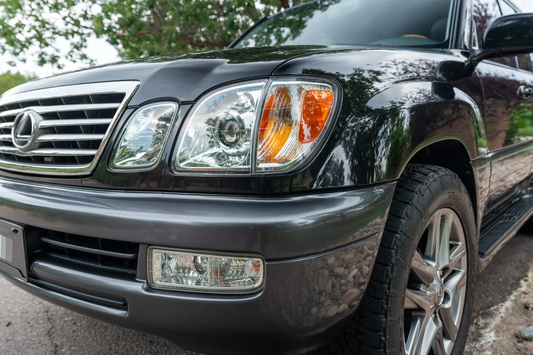 2007 Lexus LX 2nd Gen - Image 18 of 31