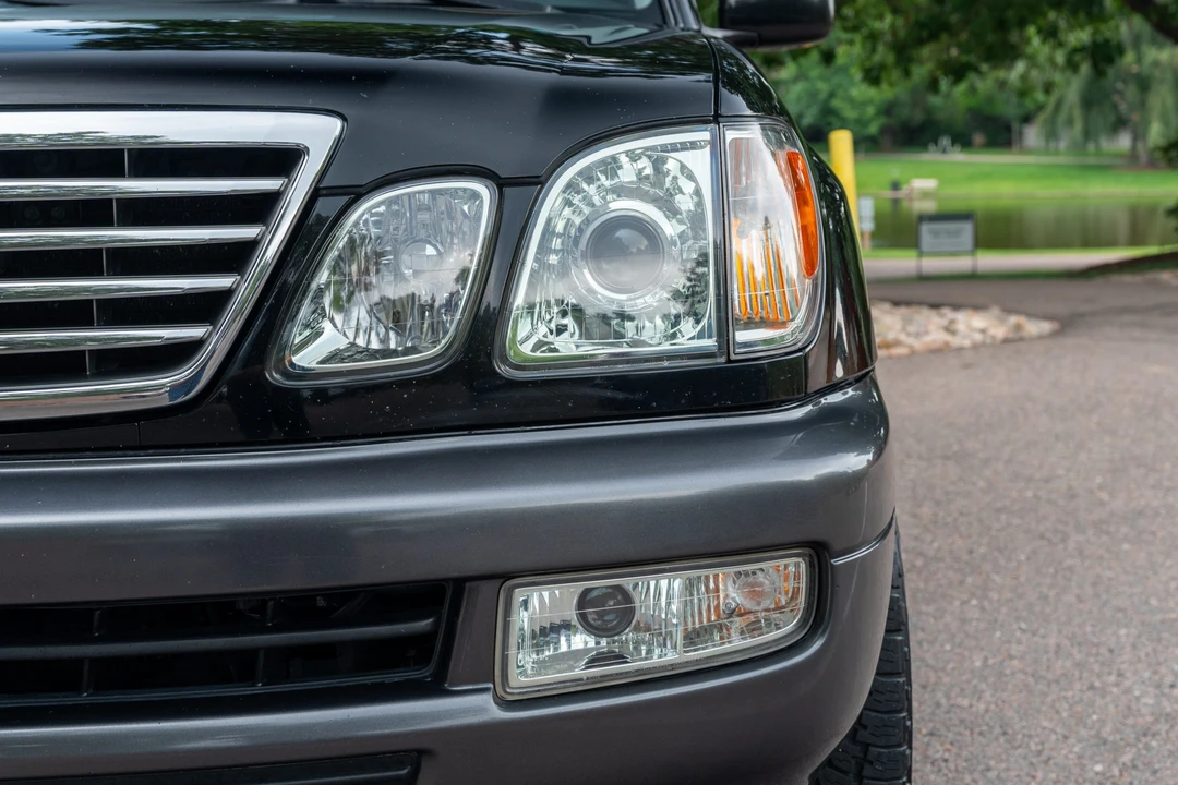 2007 Lexus LX 2nd Gen - Image 14 of 31