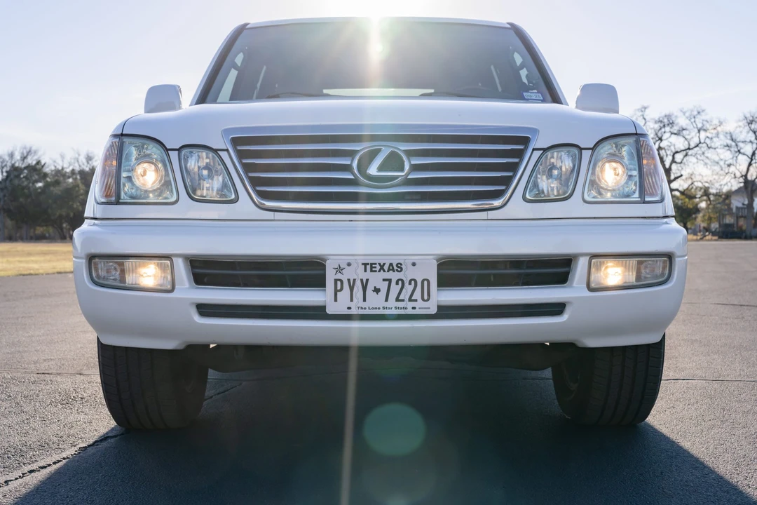 2007 Lexus LX 2nd Gen - Image 12 of 31