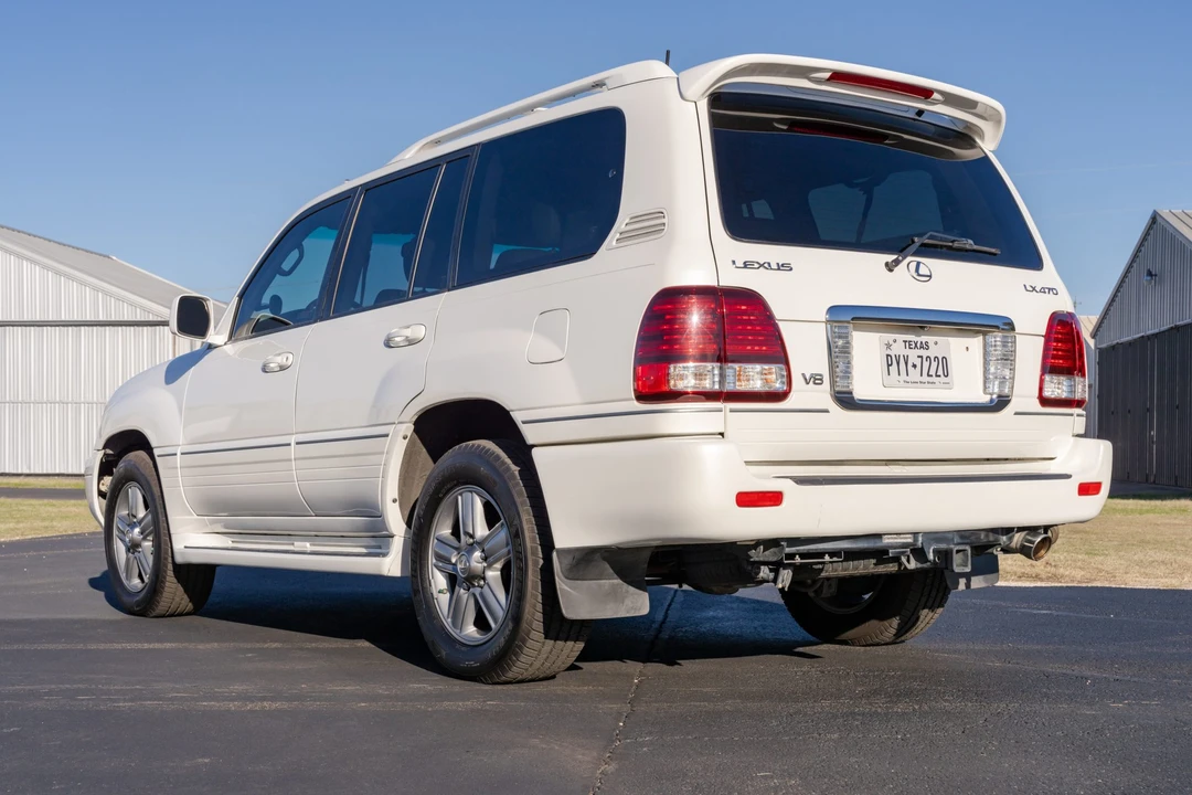 2007 Lexus LX 2nd Gen - Image 30 of 31