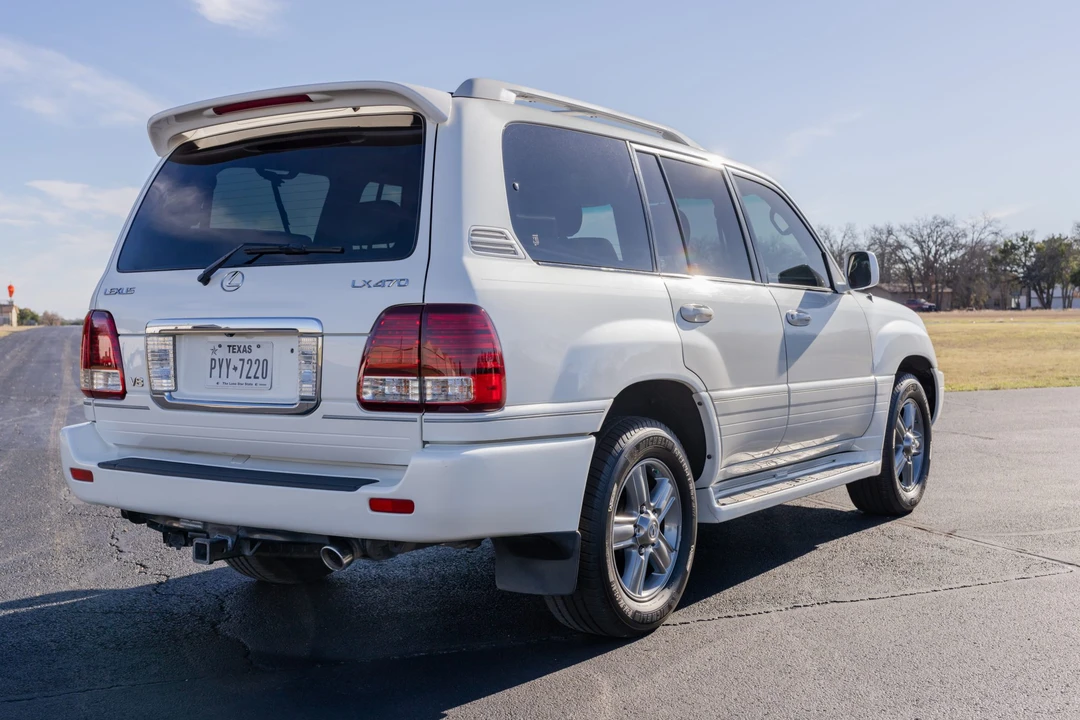 2007 Lexus LX 2nd Gen - Image 26 of 31