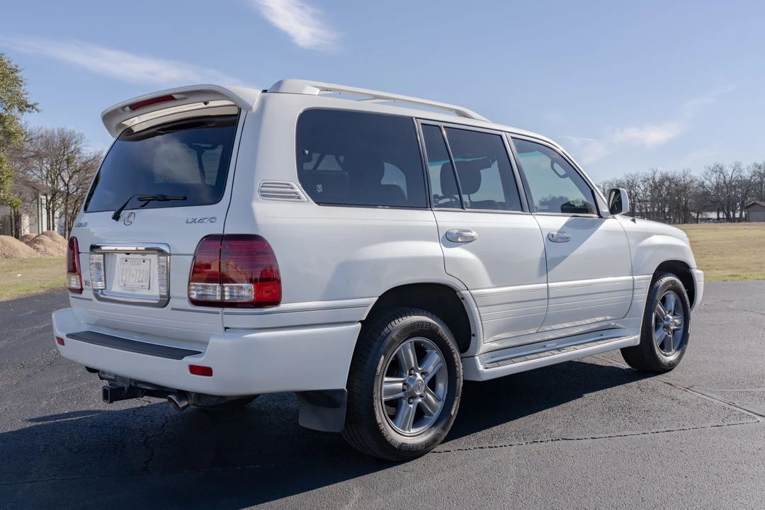 2007 Lexus LX 2nd Gen - Image 22 of 31