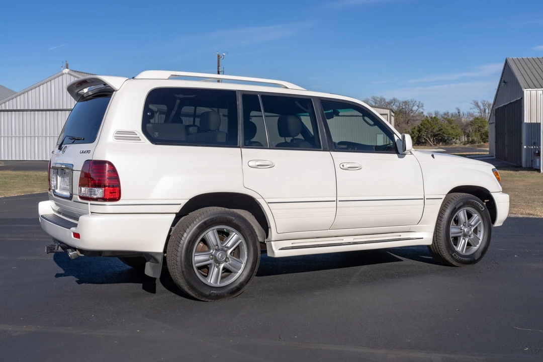 2007 Lexus LX 2nd Gen - Image 20 of 31