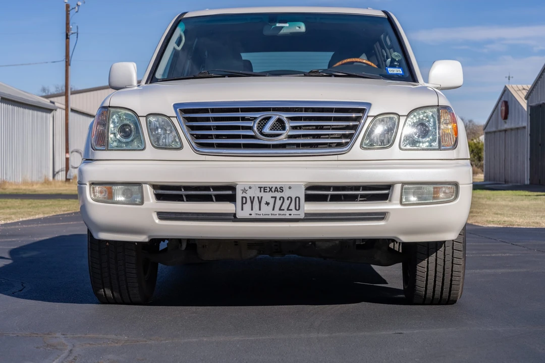 2007 Lexus LX 2nd Gen - Image 9 of 31