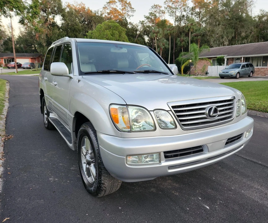 2007 Lexus LX 2nd Gen - Image 8 of 31