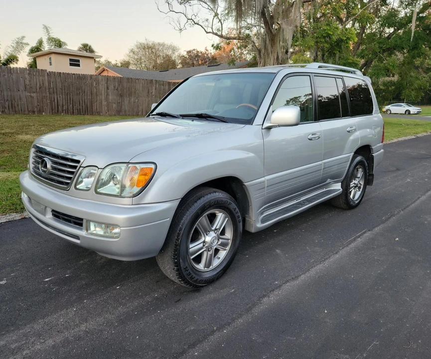 2007 Lexus LX 2nd Gen - Image 3 of 31