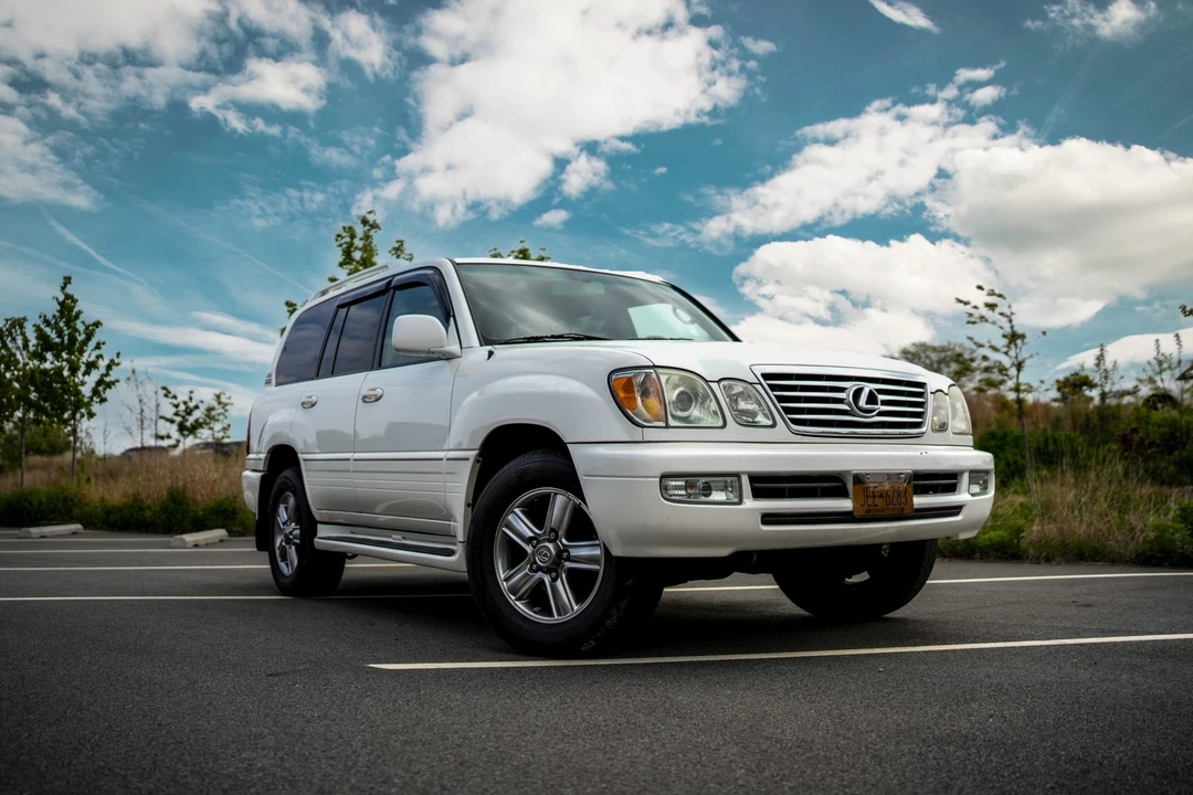 2007 Lexus LX 2nd Gen - Image 10 of 31