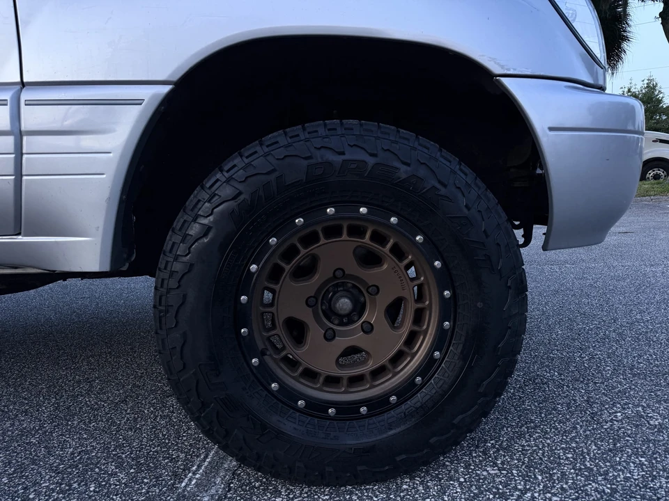 2007 Lexus LX 2nd Gen - Image 31 of 31