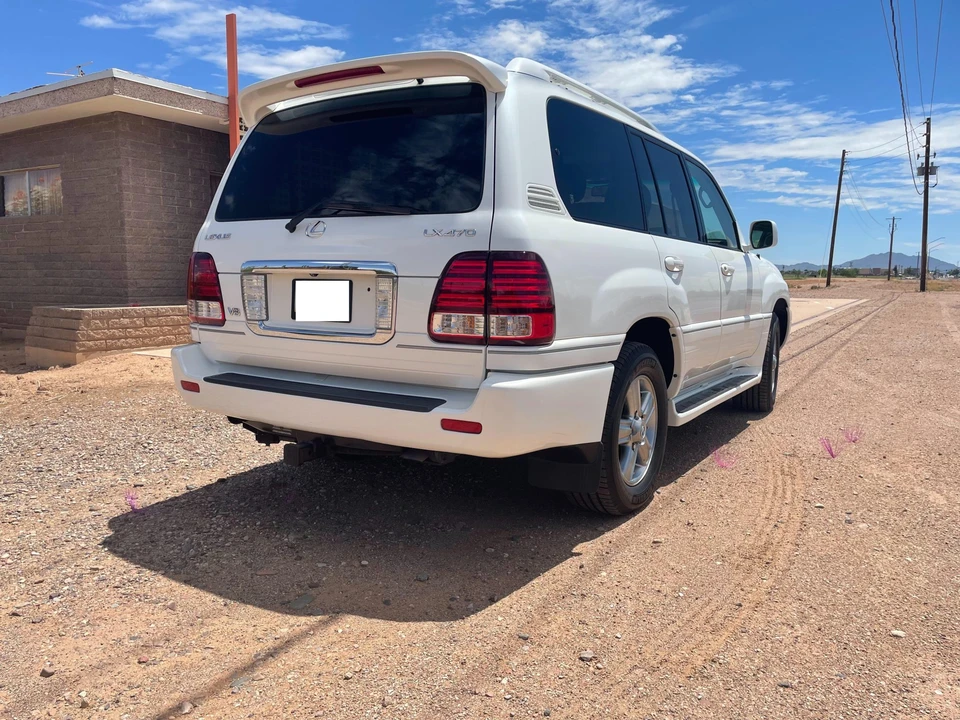 2007 Lexus LX 2nd Gen - Image 9 of 31