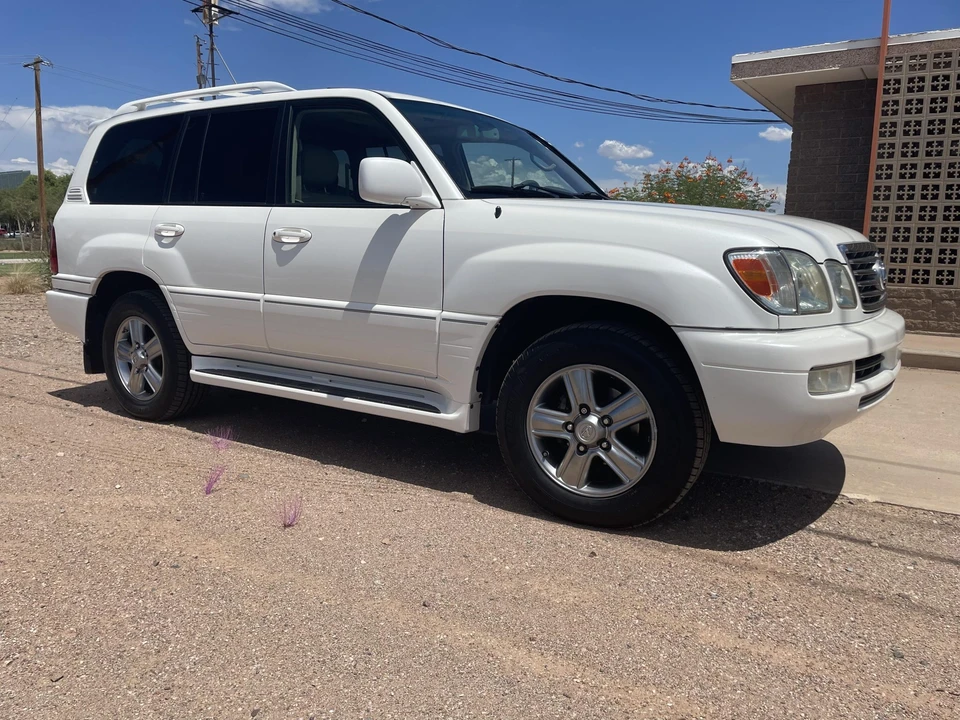 2007 Lexus LX 2nd Gen - Image 6 of 31