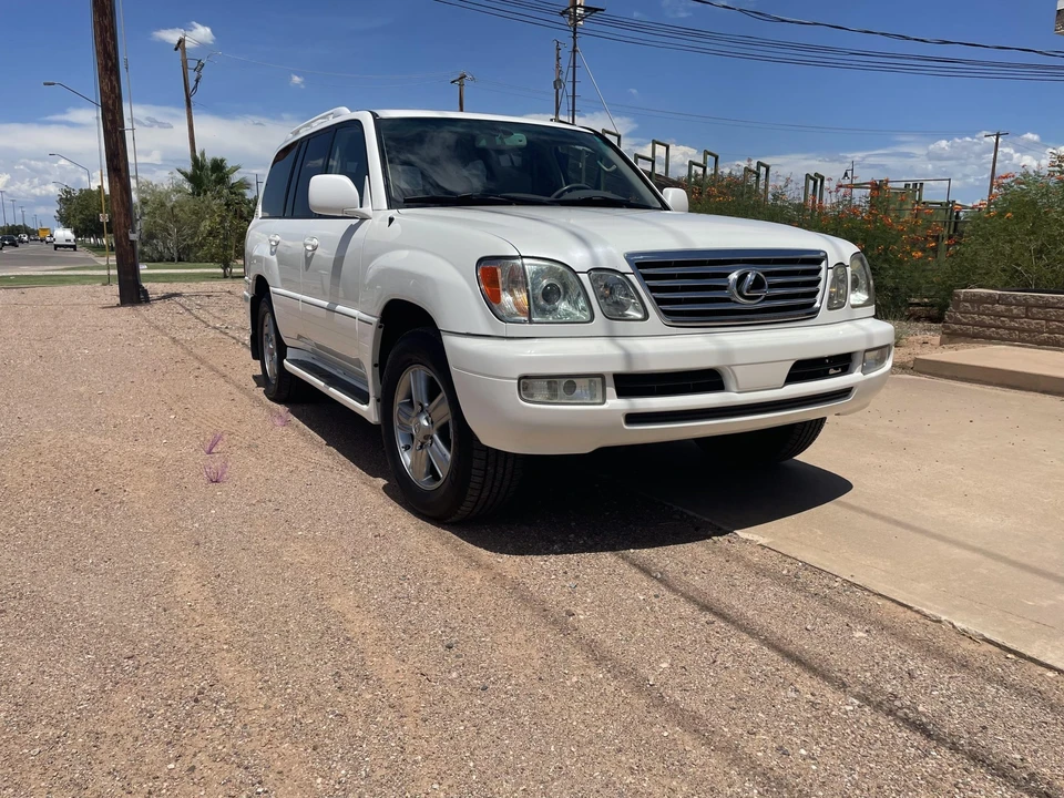 2007 Lexus LX 2nd Gen - Image 5 of 31