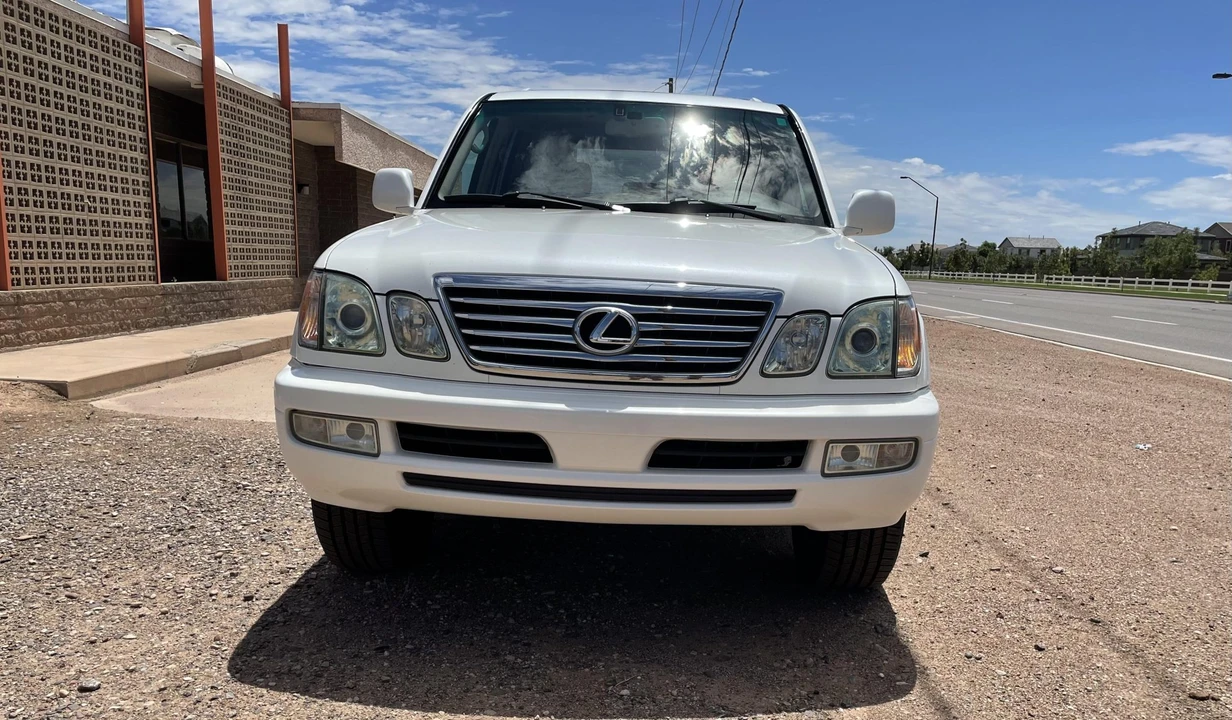 2007 Lexus LX 2nd Gen - Image 4 of 31