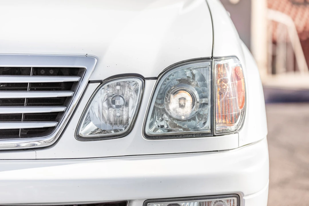 2007 Lexus LX 2nd Gen - Image 18 of 31