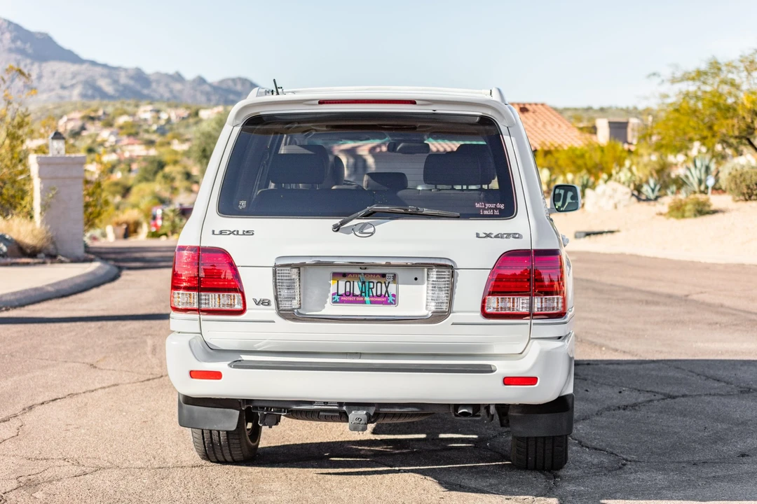 2007 Lexus LX 2nd Gen - Image 6 of 31
