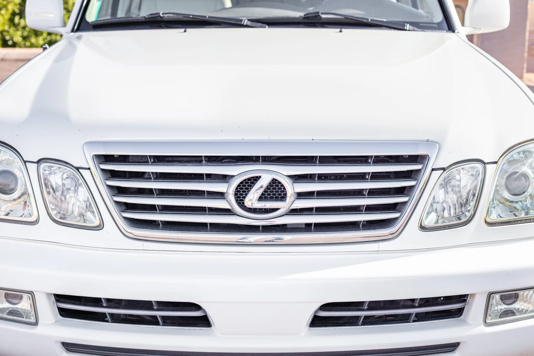 2007 Lexus LX 2nd Gen - Image 16 of 31
